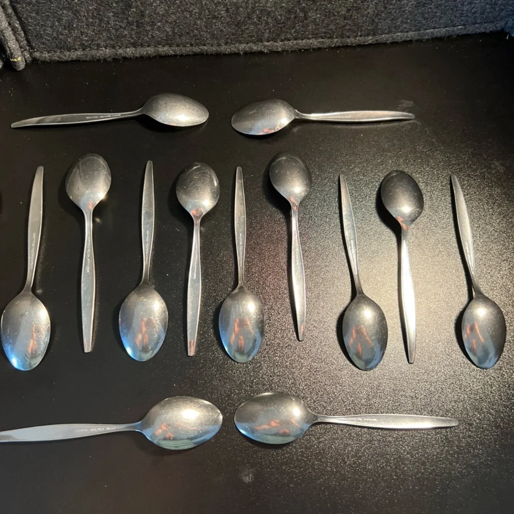 Set of 21 Tea Spoons by Carlton Stainless Japan WOODCREST‎ Flatware 5.5